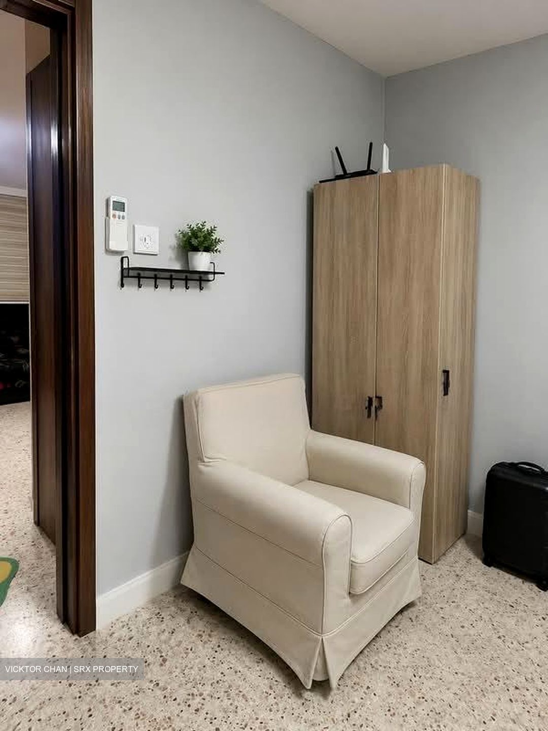 Blk 213 Bedok Town Centre (Bedok), HDB 3 Rooms #561034961